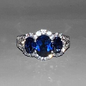 Jewelili Tripple Sapphire Ring